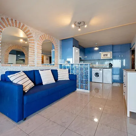 Hauzify I Plenamar Apartment